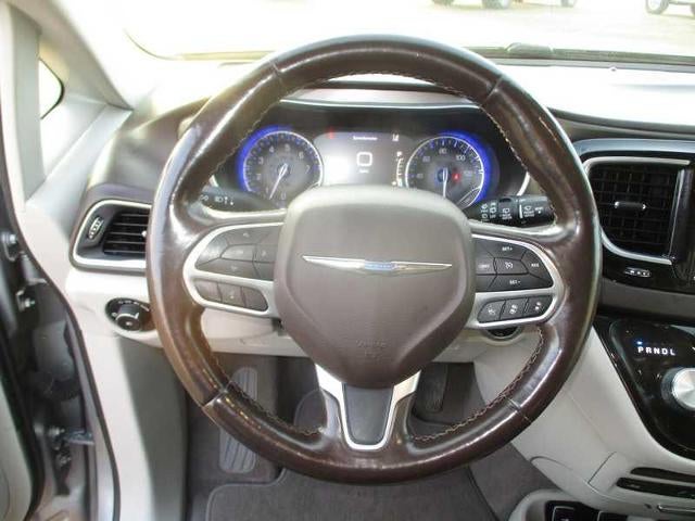 2019 Chrysler Pacifica Touring-L Plus