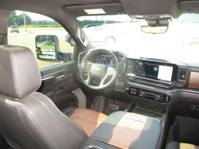 2024 Chevrolet Silverado 2500 HD High Country Crew Cab Short Box 4WD