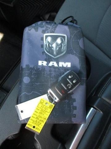 2022 RAM 2500 Tradesman Crew Cab SWB 4WD