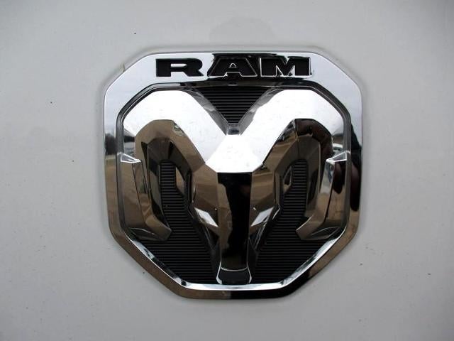 2020 RAM 2500 Big Horn 4x4 Crew Cab 6'4" Box