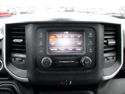 2020 RAM 2500 Big Horn 4x4 Crew Cab 6'4" Box