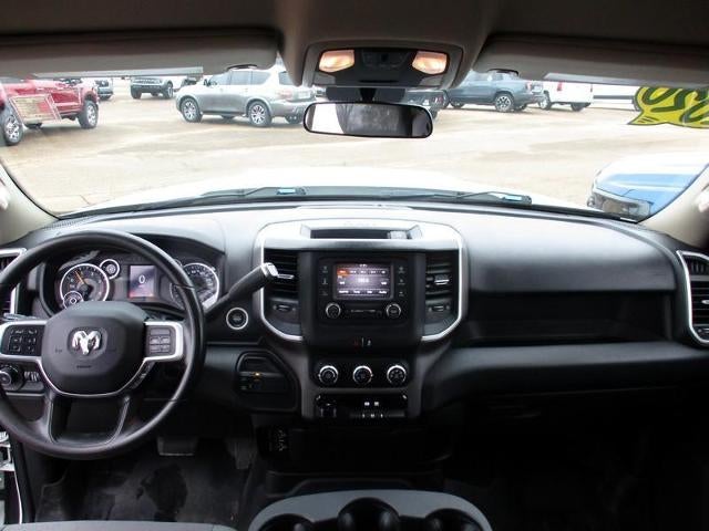 2020 RAM 2500 Big Horn 4x4 Crew Cab 6'4" Box