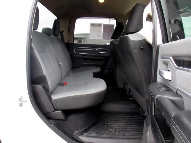 2020 RAM 2500 Big Horn 4x4 Crew Cab 6'4" Box