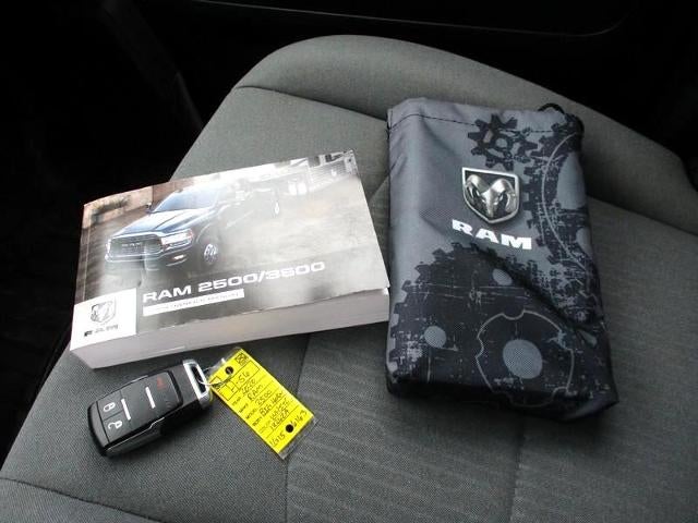 2020 RAM 2500 Big Horn 4x4 Crew Cab 6'4" Box