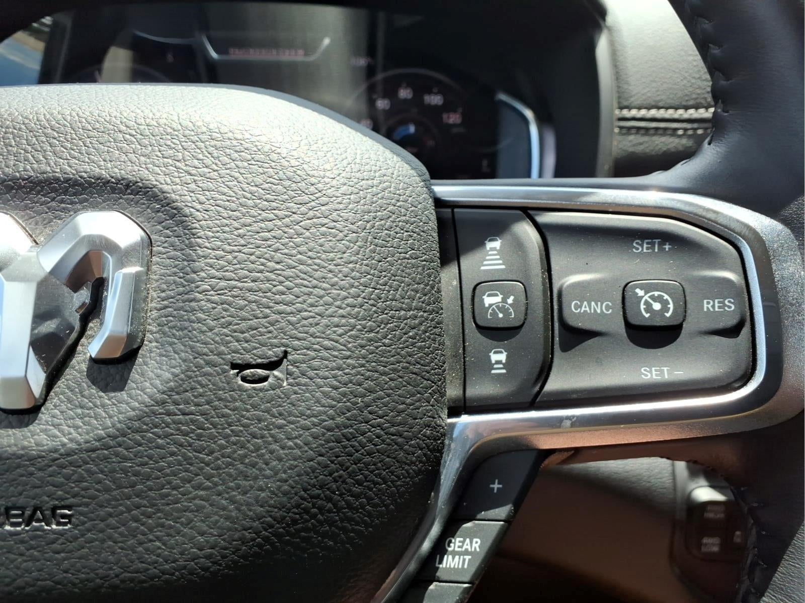 2024 RAM 2500 Laramie Crew Cab SWB 4WD