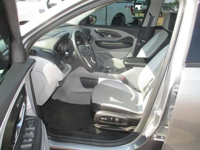 2024 GMC Terrain SLT AWD
