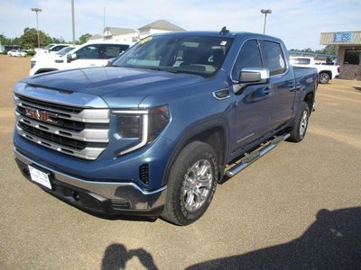 2024 GMC Sierra 1500 SLE Crew Cab 4WD