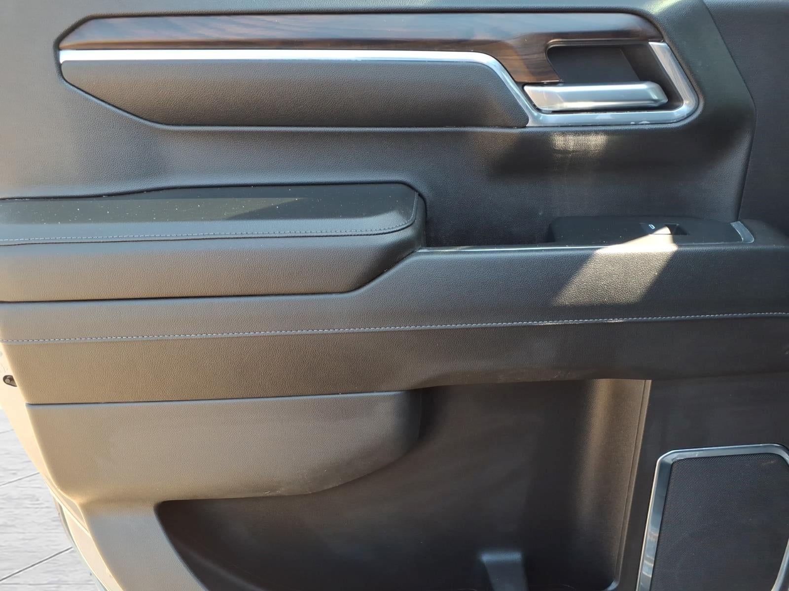 2024 GMC Sierra 1500 SLT Crew Cab 4WD