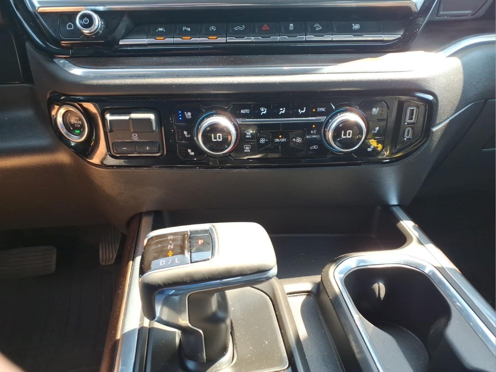 2024 GMC Sierra 1500 SLT Crew Cab 4WD