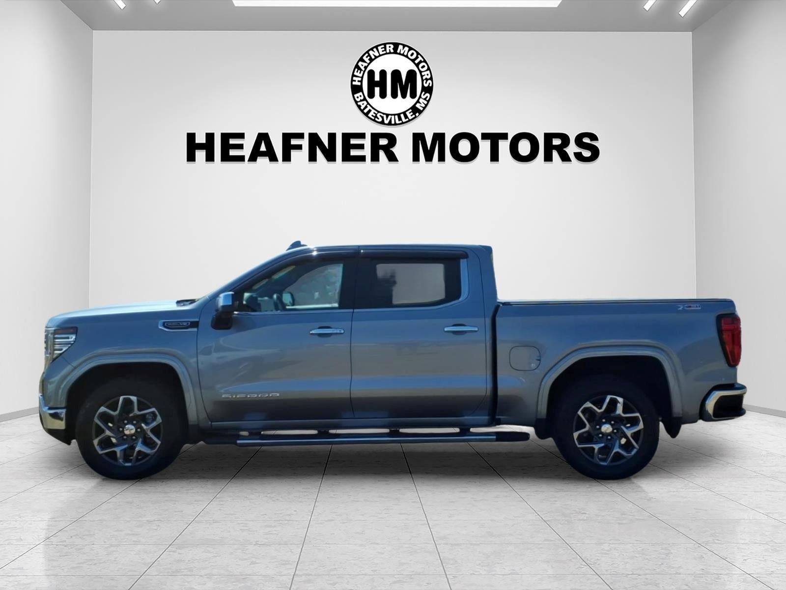 2024 GMC Sierra 1500 SLT Crew Cab 4WD