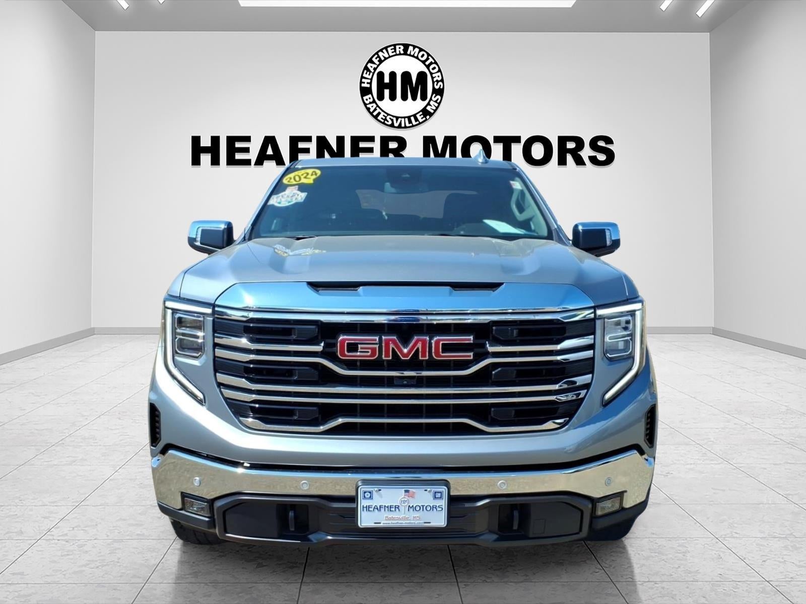 2024 GMC Sierra 1500 SLT Crew Cab 4WD