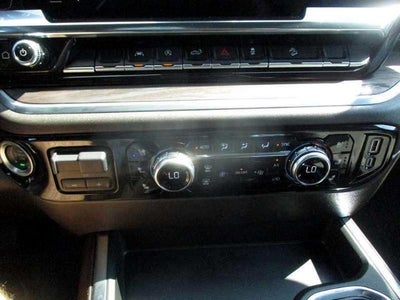 2025 GMC Sierra 1500 SLT Crew Cab 4WD