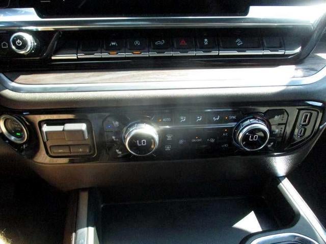 2025 GMC Sierra 1500 SLT Crew Cab 4WD