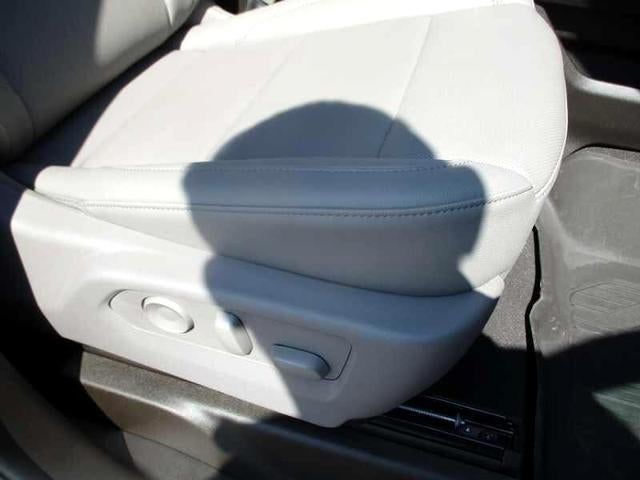 2025 GMC Sierra 1500 SLT Crew Cab 4WD