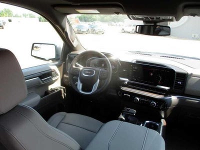2025 GMC Sierra 1500 SLT Crew Cab 4WD