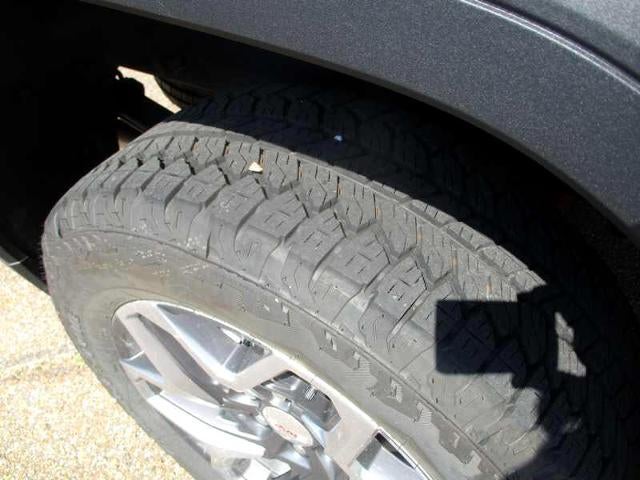 2025 GMC Sierra 1500 SLT Crew Cab 4WD