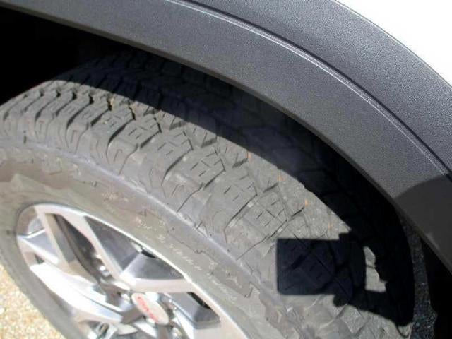 2025 GMC Sierra 1500 SLT Crew Cab 4WD