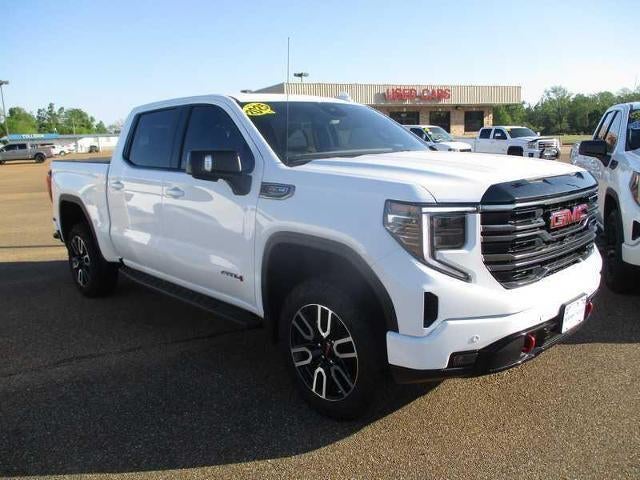 2025 GMC Sierra 1500 AT4 Crew Cab 4WD
