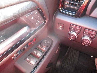 2025 GMC Sierra 1500 AT4 Crew Cab 4WD