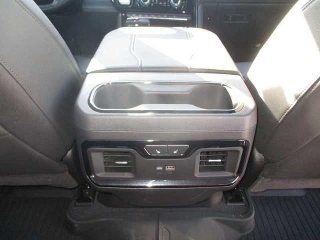 2025 GMC Sierra 1500 AT4 Crew Cab 4WD