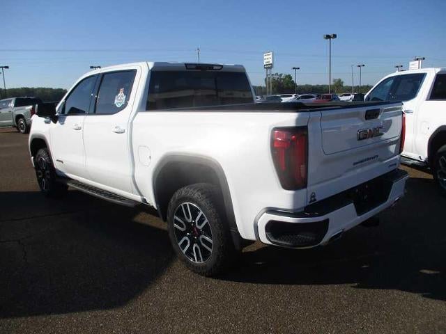 2025 GMC Sierra 1500 AT4 Crew Cab 4WD