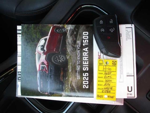 2025 GMC Sierra 1500 AT4 Crew Cab 4WD