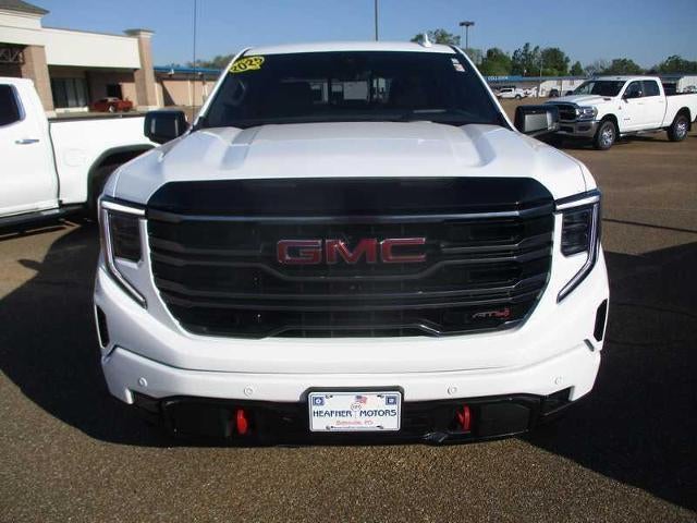 2025 GMC Sierra 1500 AT4 Crew Cab 4WD