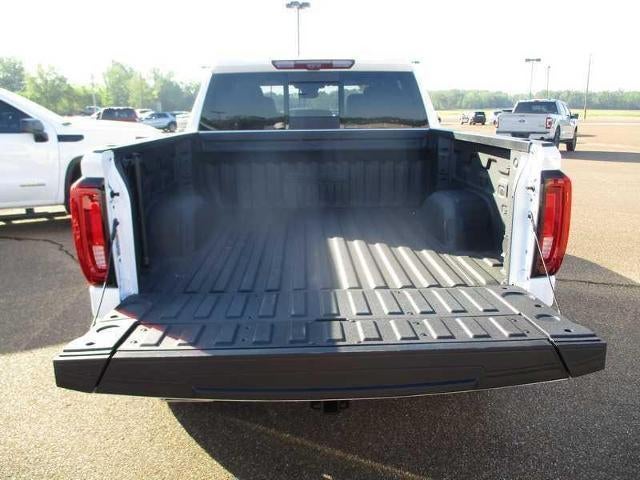 2025 GMC Sierra 1500 AT4 Crew Cab 4WD