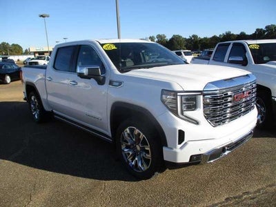 2023 GMC Sierra 1500 Denali Crew Cab Short Box 4WD