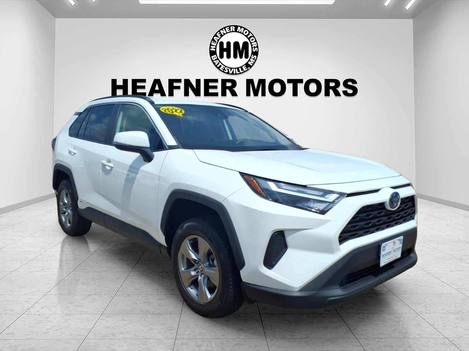 2022 Toyota RAV4 XLE