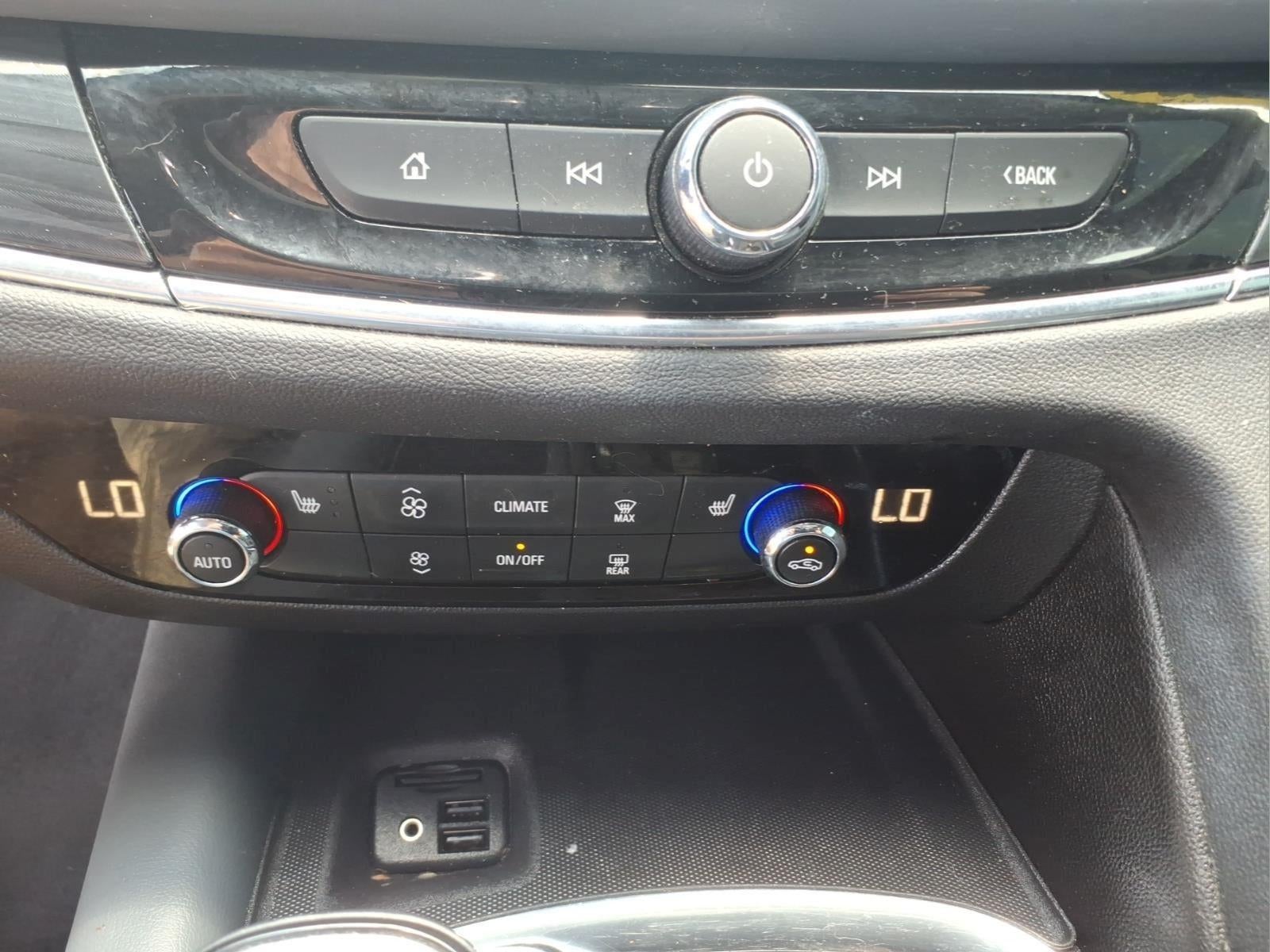 2021 Buick Enclave Essence FWD
