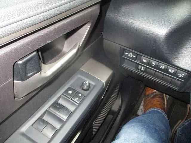 2022 Toyota Tundra 2WD SR5 CrewMax 2WD