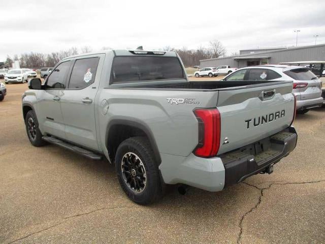 2022 Toyota Tundra 2WD SR5 CrewMax 2WD