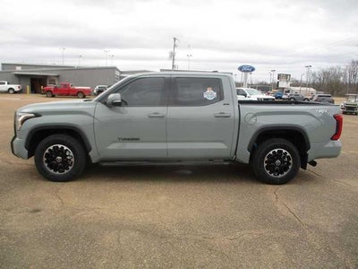2022 Toyota Tundra 2WD SR5 CrewMax 2WD