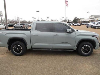 2022 Toyota Tundra 2WD SR5 CrewMax 2WD