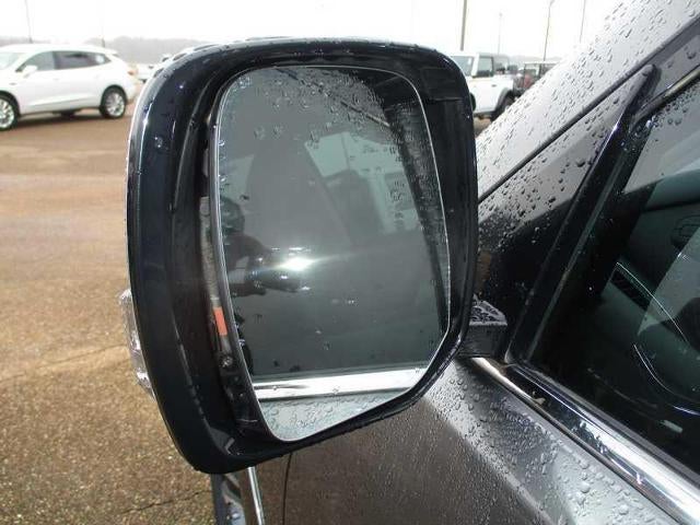 2020 Nissan Armada SL 2WD