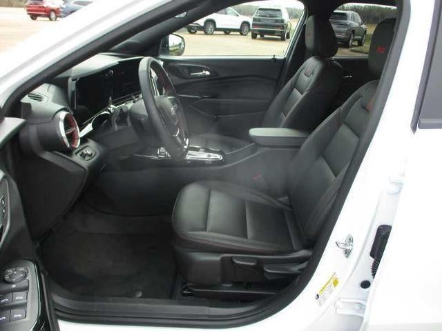 2025 Chevrolet Trax RS - Photo 12