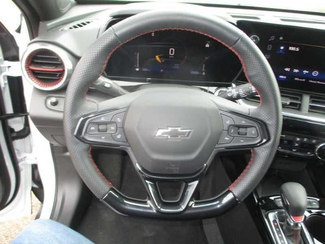 2025 Chevrolet Trax RS - Photo 13