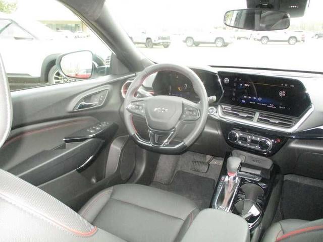 2025 Chevrolet Trax RS - Photo 25