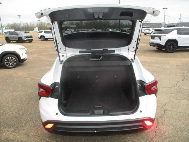 2025 Chevrolet Trax RS - Photo 8
