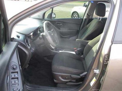 2022 Chevrolet Trax LS FWD