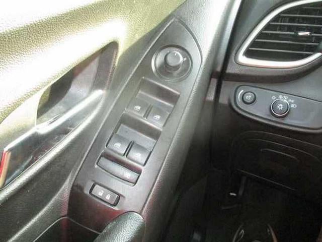 2022 Chevrolet Trax LS FWD