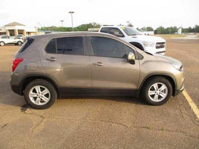 2022 Chevrolet Trax LS FWD