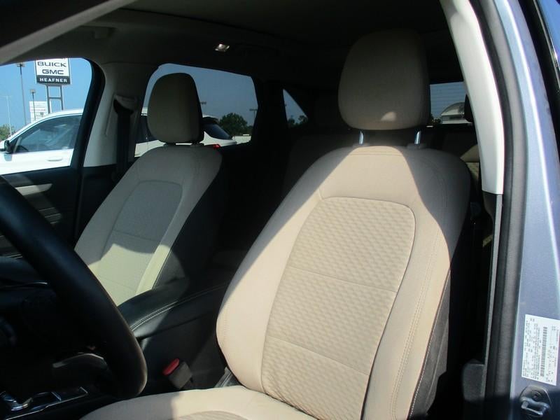 2022 Ford Escape Hybrid SE