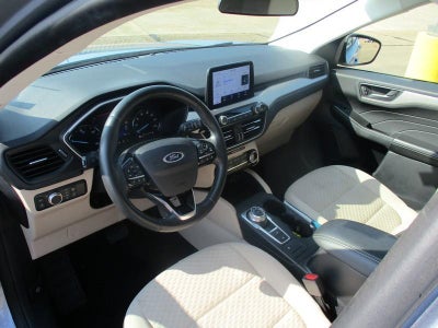 2022 Ford Escape Hybrid SE
