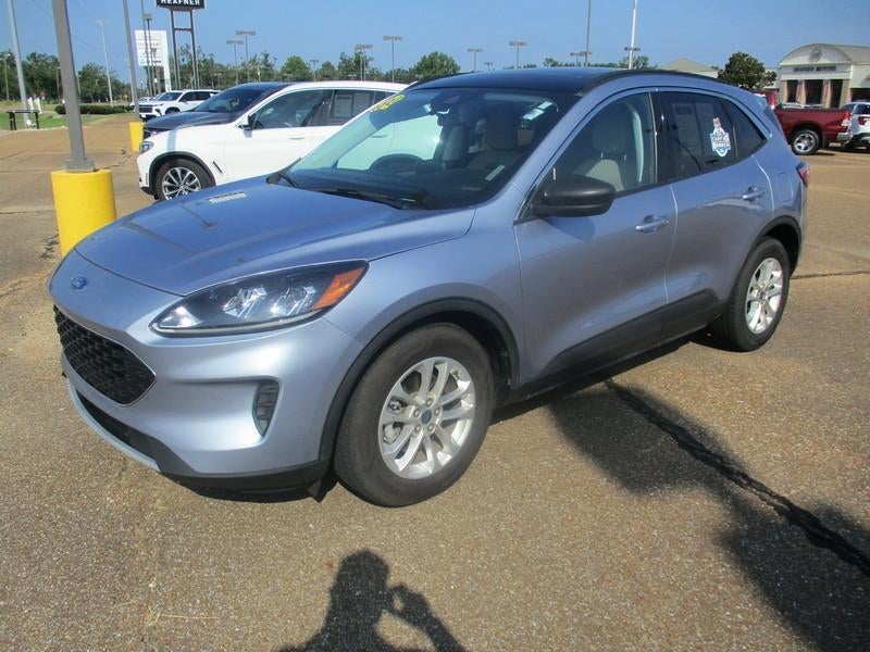 2022 Ford Escape Hybrid SE