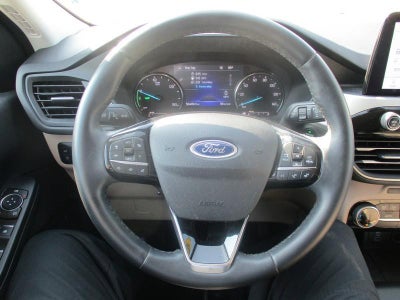 2022 Ford Escape Hybrid SE
