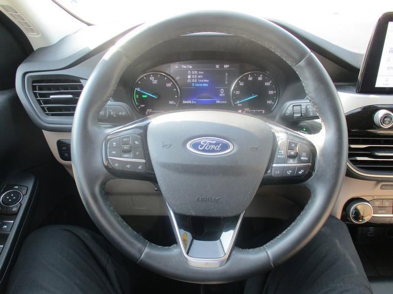 2022 Ford Escape Hybrid SE