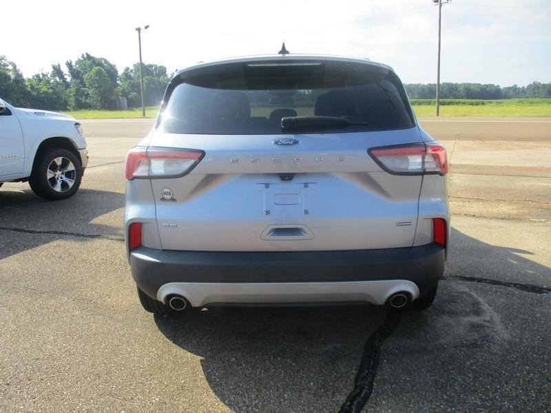 2022 Ford Escape Hybrid SE