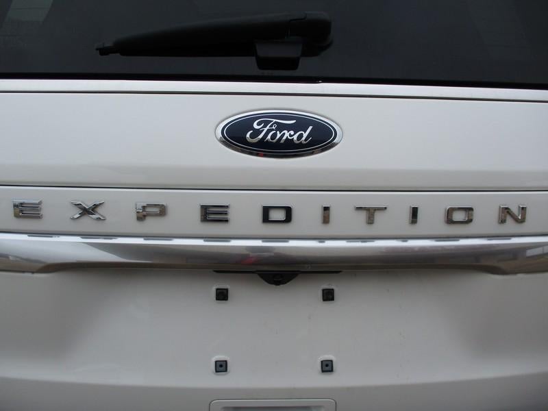 2024 Ford Expedition Platinum